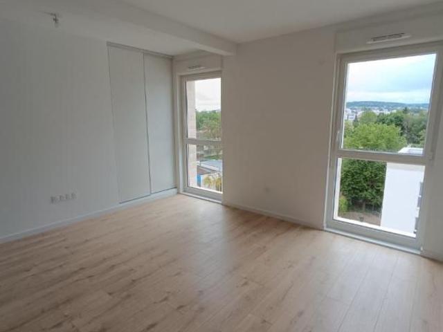 APPARTEMENT 1 pièce s 31m²