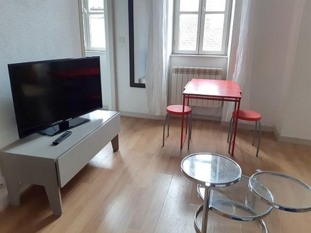 Appartement 1 pièce s 32 m²