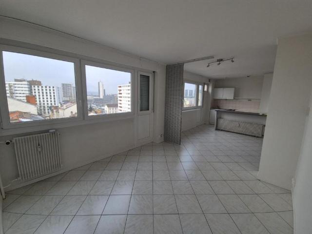 APPARTEMENT 1 pièce s 32m²