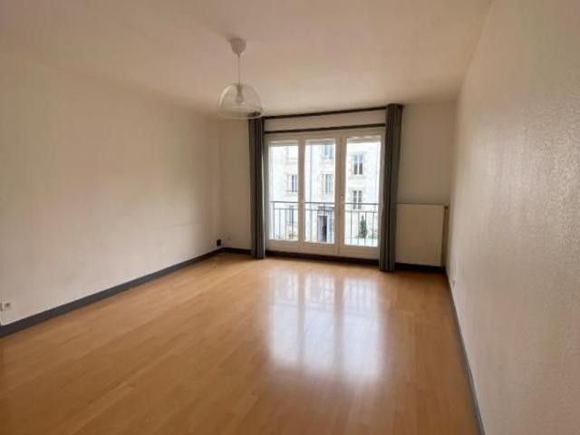 APPARTEMENT 1 pièce s 37m²