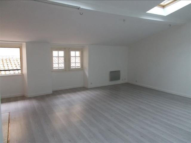 Appartement 1 pièce s 39 m²