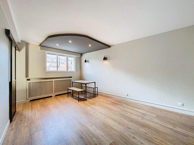 Appartement 1 pièce Saint Germain en Laye 27.23m² 1050€ à louer