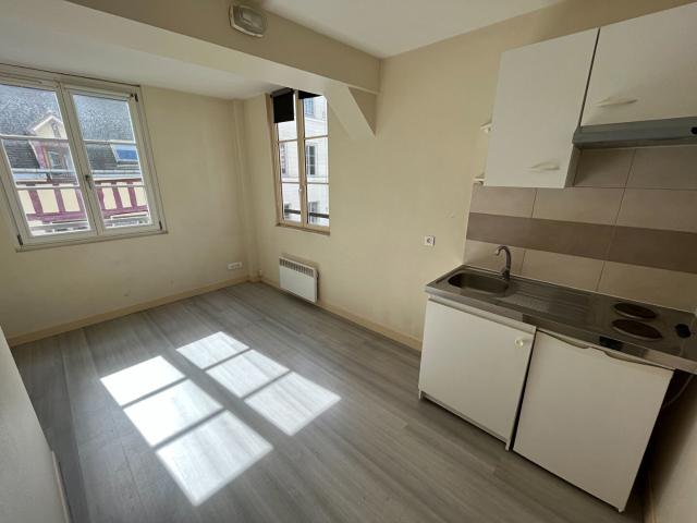 Appartement 1 pièce 14 m²