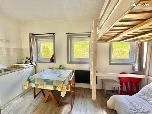 Appartement 1 pièce 14 m²