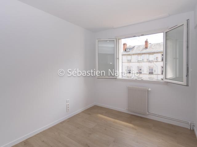 Appartement 1 pièce 14 m²
