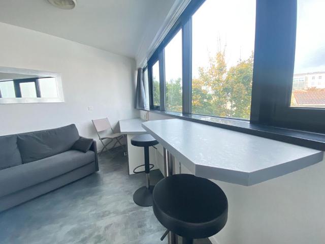 Appartement 1 pièce 14 m²
