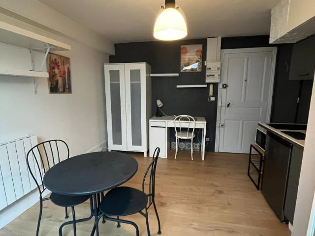 Appartement 1 pièce 14 m²