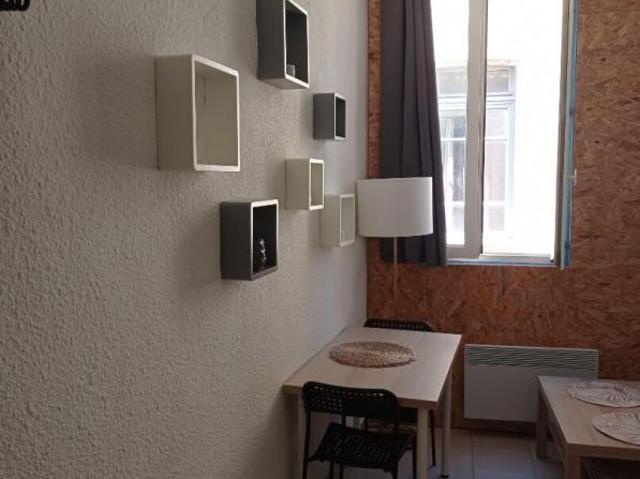 Appartement 1 pièce, 14 m² à louer à Nîmes 30000