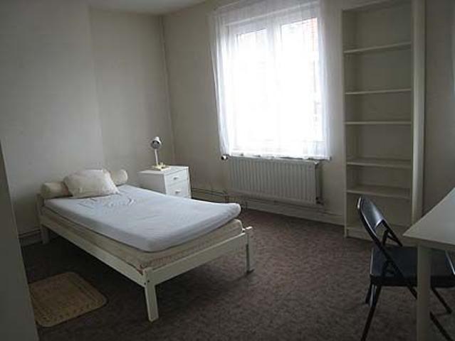 Appartement 1 pièce, 14 m² à louer à Lille 59000