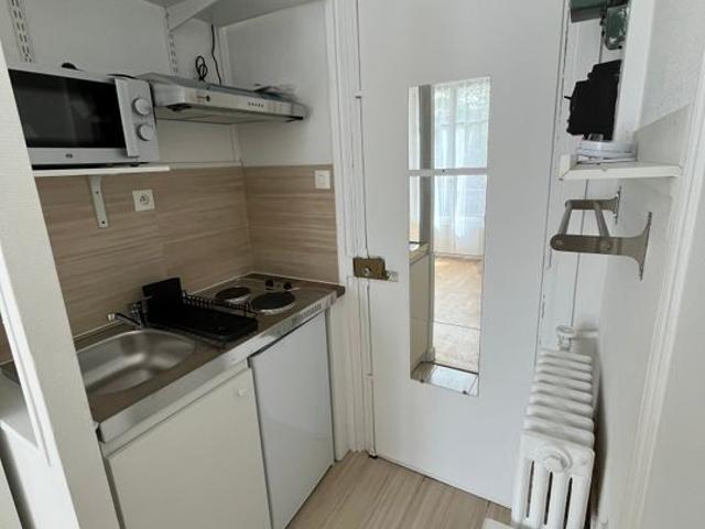 Appartement 1 pièce, 14 m² à louer à Paris 14 75014