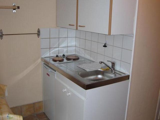 Appartement 1 pièce, 14 m² à louer à Paris 17 75017