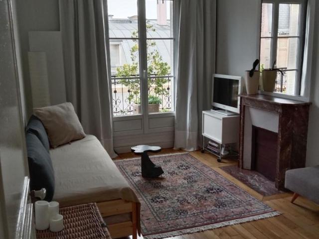 Appartement 1 pièce, 14 m² à louer à Paris 18 75018
