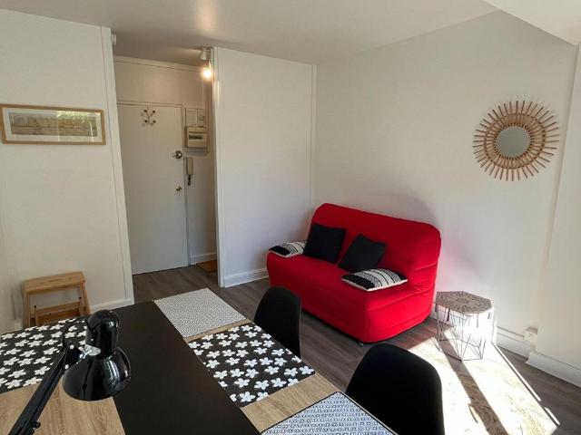 Appartement 1 pièce, 14 m² à louer à Versailles 78000