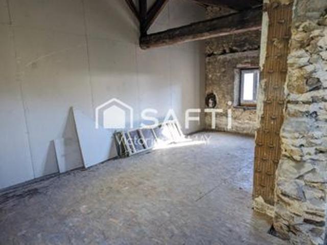 Appartement 1 pièce 150 m²