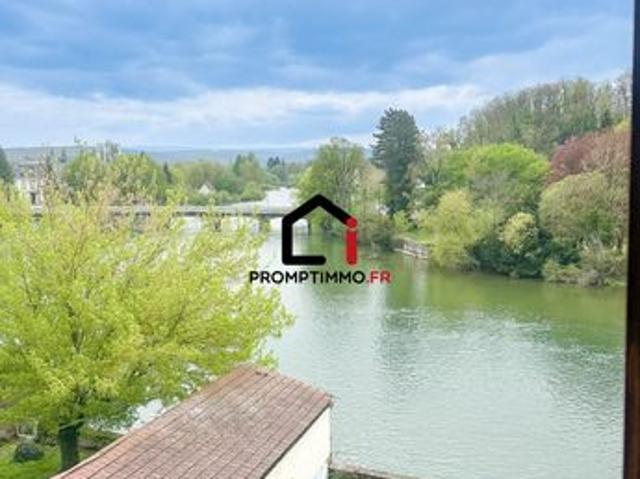 Appartement 1 pièce 155 m²