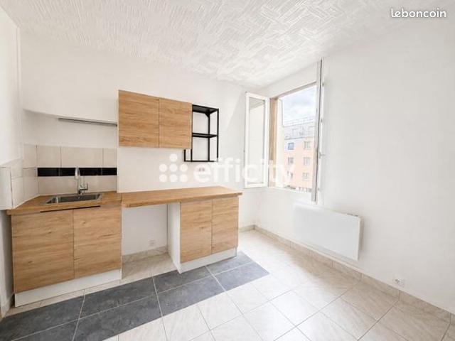 Appartement 1 pièce 15 m²