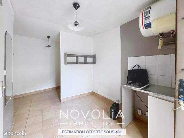 Appartement 1 pièce 15 m²