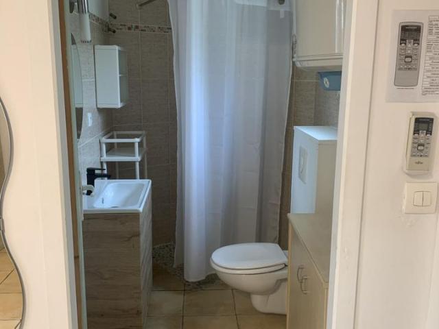 Appartement 1 pièce, 15 m² à louer à Nîmes 30000