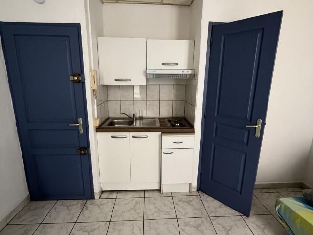Appartement 1 pièce, 15 m² à louer à Aubagne 13400