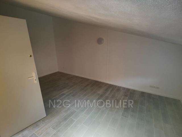 Appartement 1 pièce, 15 m² à louer à Grasse 06130