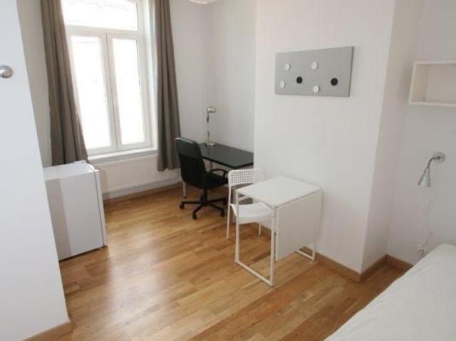 Appartement 1 pièce, 15 m² à louer à Lille 59000