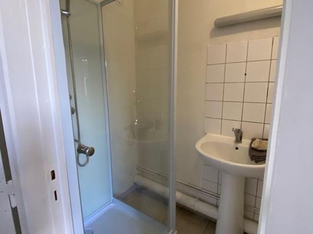 Appartement 1 pièce, 15 m² à louer à Lillebonne 76170