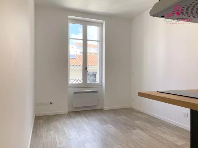 Appartement 1 pièce, 15 m² à louer à Vénissieux 69200