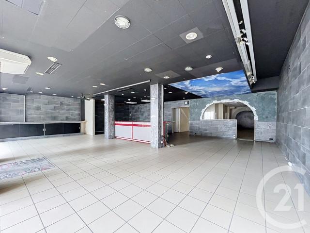 Appartement 1 pièce 160 m²