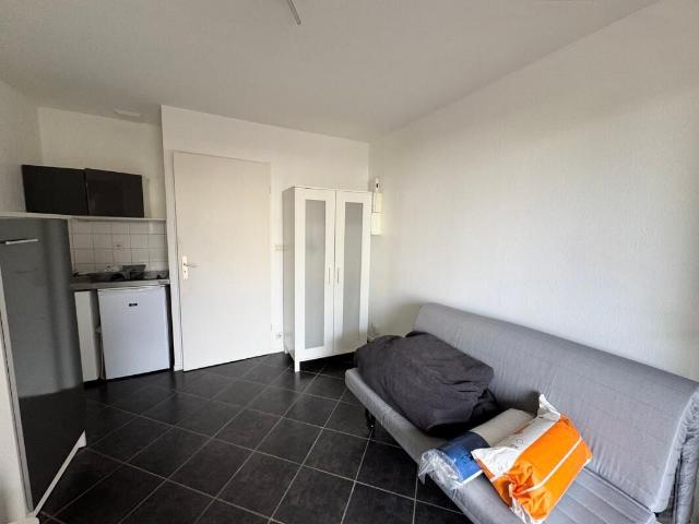 Appartement 1 pièce, 16 m² à louer à Orléans 45100