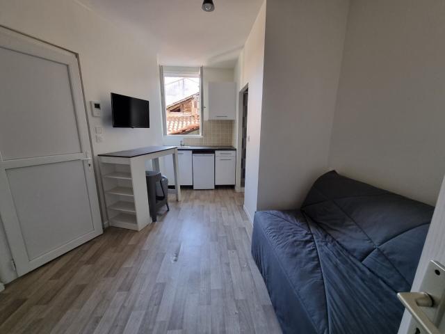 Appartement 1 pièce, 16 m² à louer à Agen 47000
