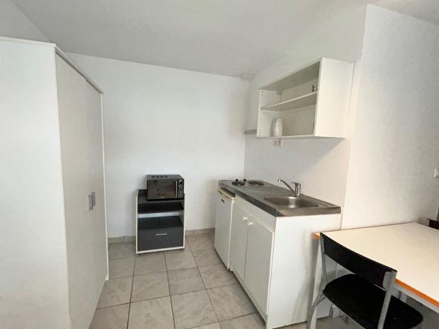 Appartement 1 pièce, 16 m² à louer à Amiens 80000