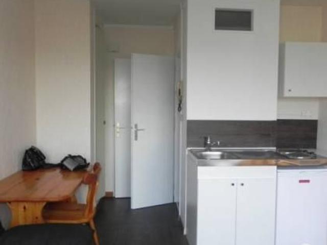 Appartement 1 pièce, 16 m² à louer à Chartres 28000