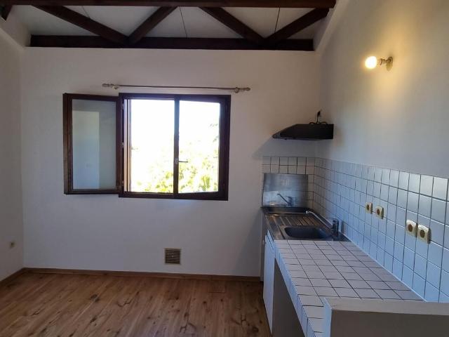 Appartement 1 pièce, 16 m² à louer à Le Tampon 97430