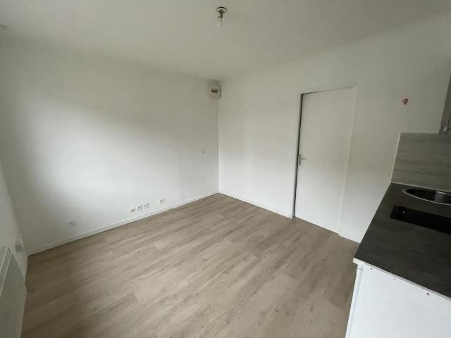Appartement 1 pièce, 16 m² à louer à Longuenesse 62219