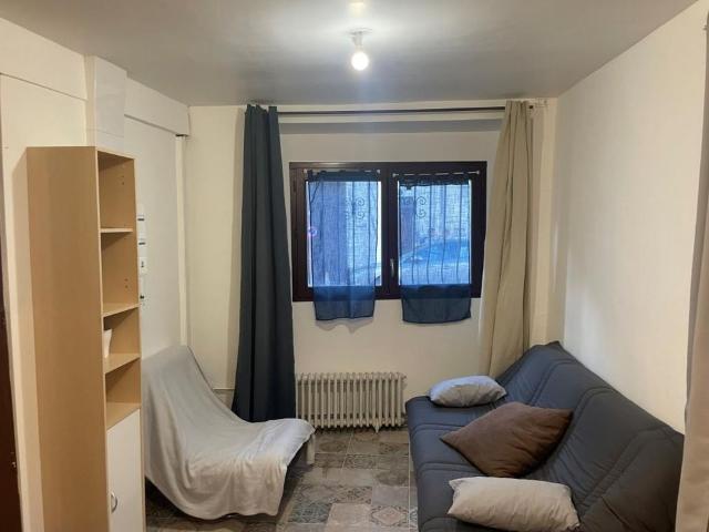 Appartement 1 pièce, 16 m² à louer à Longjumeau 91160