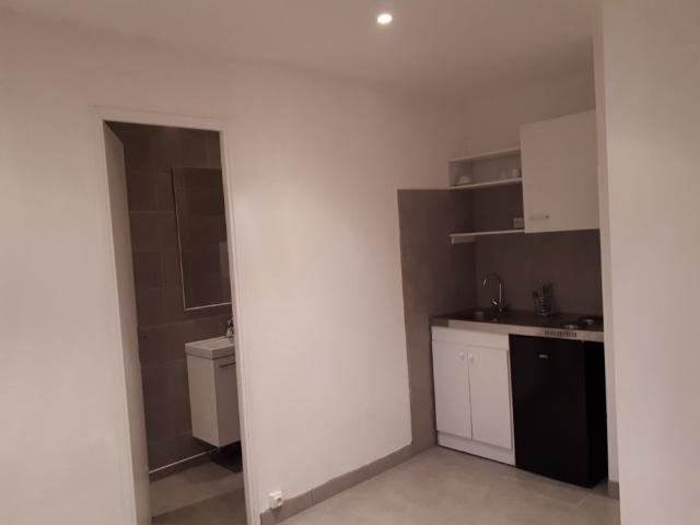 Appartement 1 pièce, 16 m² à louer à Saint Étienne 42000