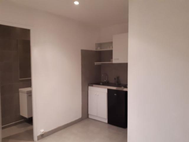 Appartement 1 pièce, 16 m² à louer à Saint Étienne 42000
