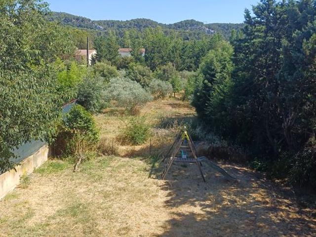 Appartement 1 pièce, 16 m² à louer à Simiane Collongue 13109