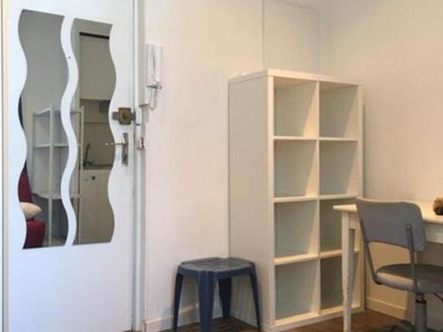 Appartement 1 pièce, 16 m² à louer à Versailles 78000