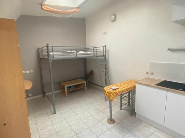Appartement 1 pièce 17 m²