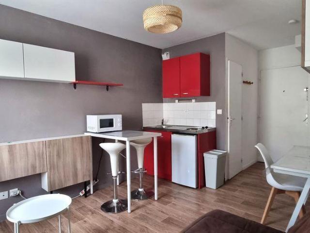 Appartement 1 pièce, 17 m² à louer à Nantes 44000