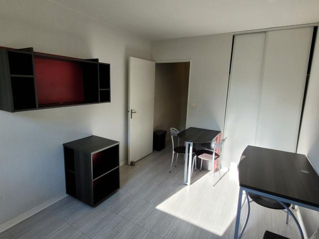 Appartement 1 pièce, 17 m² à louer à Aix en Provence 13090