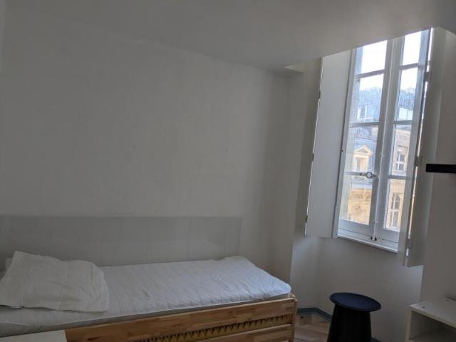 Appartement 1 pièce, 17 m² à louer à Bordeaux 33000