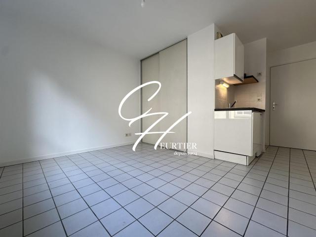 Appartement 1 pièce, 17 m² à louer à Grenoble 38000
