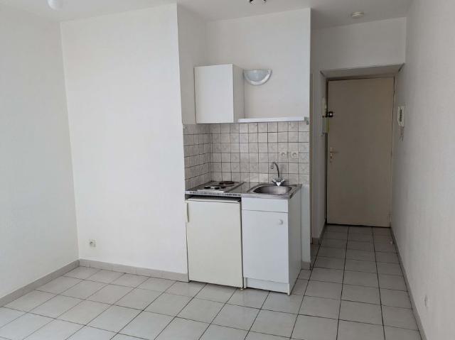 Appartement 1 pièce, 17 m² à louer à Lyon 2 69002