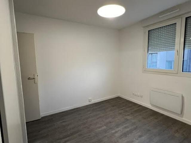 Appartement 1 pièce, 17 m² à louer à Lyon 8 69008