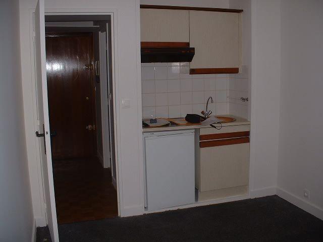 Appartement 1 pièce, 17 m² à louer à Paris 20 75020