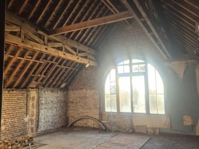 Appartement 1 pièce 180 m²