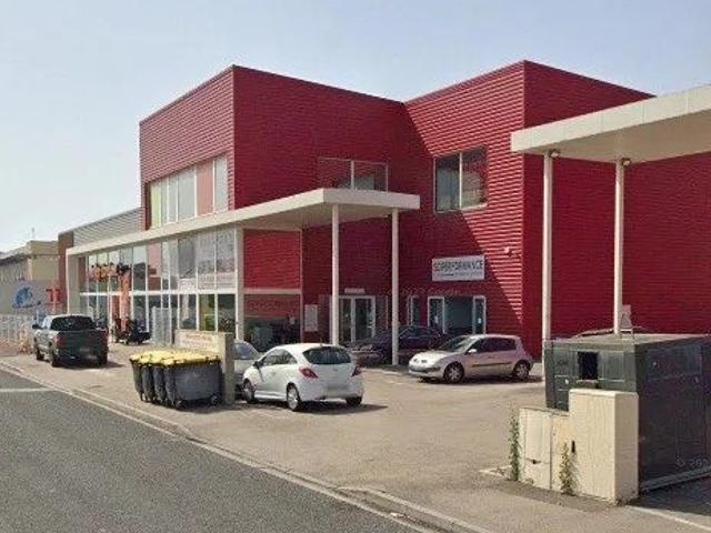 Appartement 1 pièce 184 m²