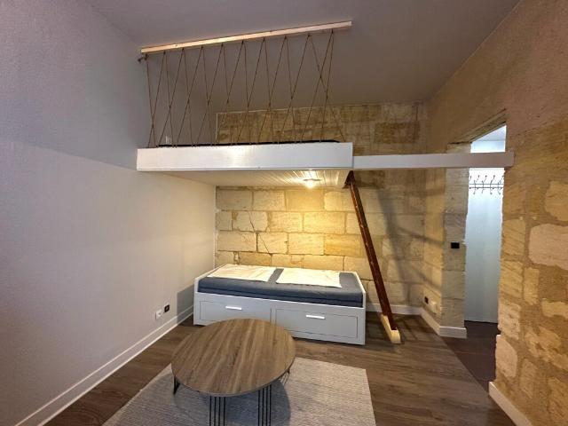 Appartement 1 pièce 18 m²